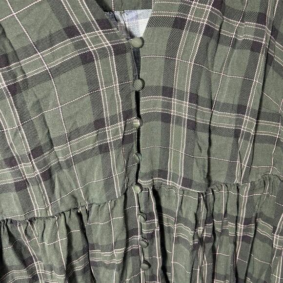 Torrid Plus Size Green Plaid V-Neck Babydoll Blouse Long Sleeve Casual Women - Picture 4 of 5